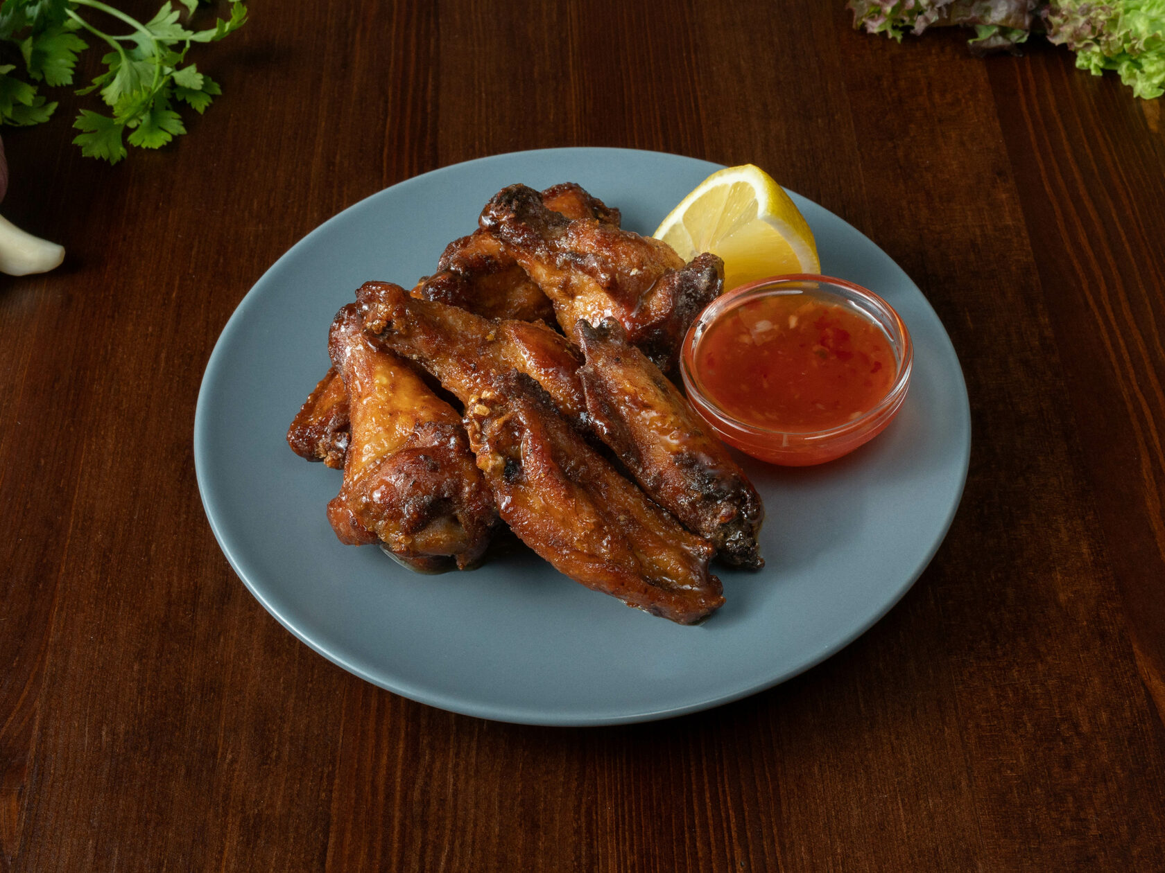 Крылья в медово-остром соусе